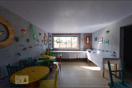 Apartamento para alugar com 60m², 2 quartos e 1 vagaÁrea comum - Salão de festas