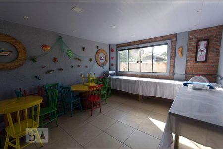 Apartamento para alugar com 60m², 2 quartos e 1 vagaÁrea comum - Salão de festas