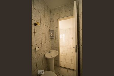 Banheiro de casa à venda com 1 quarto, 320m² em Parque Peruche, São Paulo