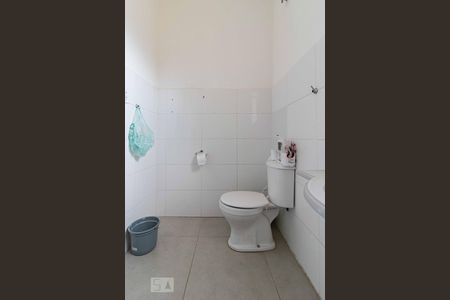 Casa para alugar com 150m², 2 quartos e 3 vagasBanheiro