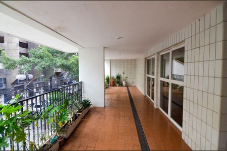 Apartamento para alugar com 68m², 1 quarto e 1 vaga Apartamento para alugar com 68m², 1 quarto e 1 vagaPlayground
