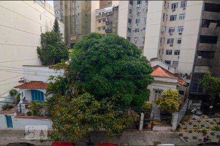 Apartamento para alugar com 68m², 1 quarto e 1 vaga Apartamento para alugar com 68m², 1 quarto e 1 vagaVista