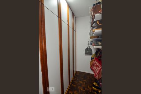 Apartamento para alugar com 68m², 1 quarto e 1 vaga Apartamento para alugar com 68m², 1 quarto e 1 vagaQuarto de Serviço