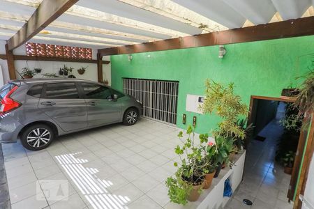 Garagem de casa à venda com 2 quartos, 170m² em Jardim da Glória, São Paulo