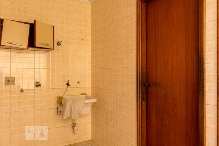 Casa à venda com 143m², 3 quartos e 2 vagasÁrea de Serviço