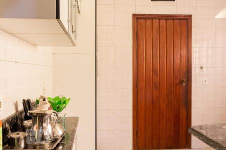 Casa à venda com 143m², 3 quartos e 2 vagasCozinha