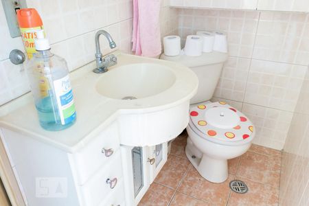 Casa à venda com 143m², 3 quartos e 2 vagasLavabo