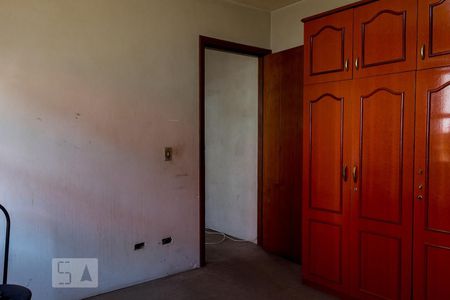 Casa à venda com 143m², 3 quartos e 2 vagasSuíte