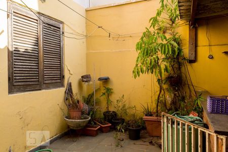 Casa à venda com 143m², 3 quartos e 2 vagasQuintal