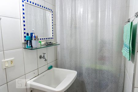 Banheiro  de kitnet/studio à venda com 1 quarto, 32m² em Santa Cecilia, São Paulo