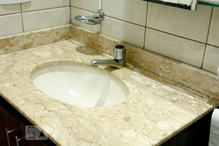 Apartamento à venda com 51m², 2 quartos e 1 vagaBanheiro - Pia