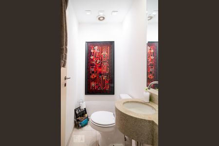 Lavabo de apartamento para alugar com 3 quartos, 98m² em Santo Amaro, São Paulo