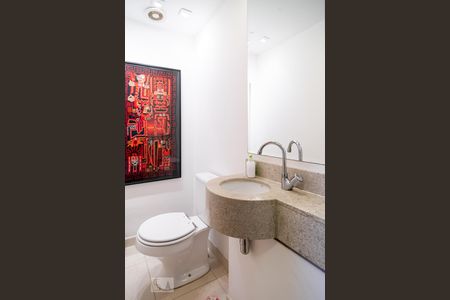 Lavabo de apartamento para alugar com 3 quartos, 98m² em Santo Amaro, São Paulo