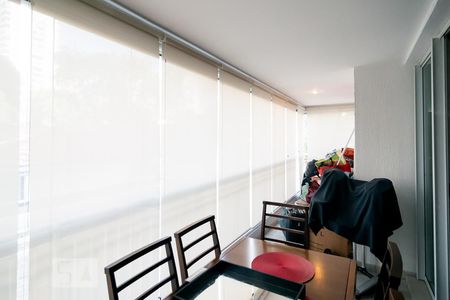 Varanda de apartamento para alugar com 3 quartos, 98m² em Santo Amaro, São Paulo