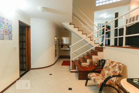 Detalhe Sala de casa à venda com 4 quartos, 400m² em Dos Casa, São Bernardo do Campo