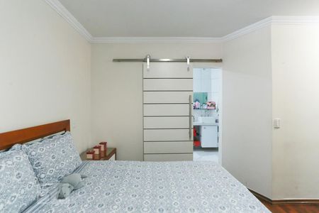 Casa à venda com 400m², 4 quartos e 4 vagasSuíte 2