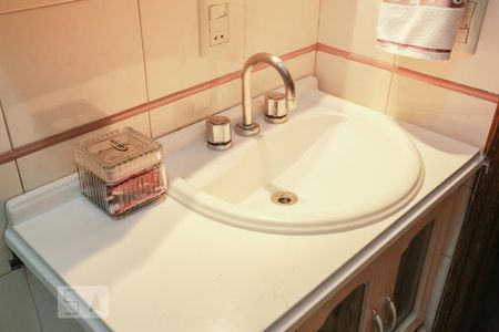 Casa à venda com 400m², 4 quartos e 4 vagasBanheiro - Torneira