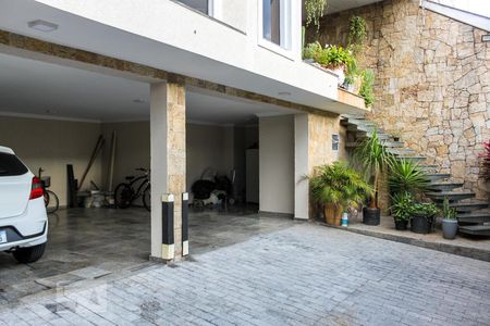 Casa à venda com 450m², 4 quartos e 6 vagasGaragem