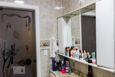 Casa à venda com 450m², 4 quartos e 6 vagasQuarto 2 - Suíte