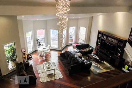 Casa à venda com 450m², 4 quartos e 6 vagasSala