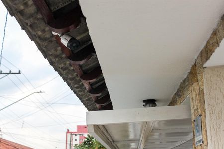 Casa à venda com 450m², 4 quartos e 6 vagasEntrada - Camera