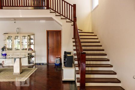 Sala de casa à venda com 4 quartos, 450m² em Vila Mazzei, São Paulo