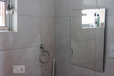 Casa à venda com 450m², 4 quartos e 6 vagasBanheiro da Piscina