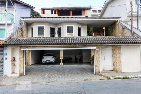 Casa à venda com 450m², 4 quartos e 6 vagasFachada