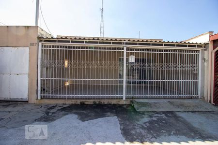 Casa para alugar com 150m², 3 quartos e 2 vagasFachada