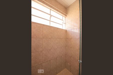 Casa para alugar com 150m², 3 quartos e 2 vagasDetalhe do banheiro Social