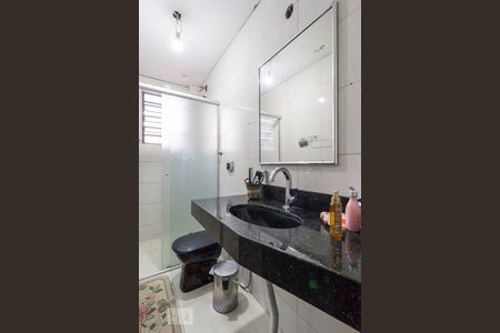 Apartamento à venda com 70m², 3 quartos e sem vagaBanheiro