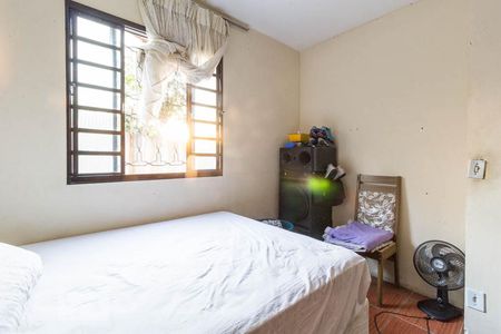 Quarto de apartamento à venda com 3 quartos, 70m² em Jardim Leblon, Belo Horizonte