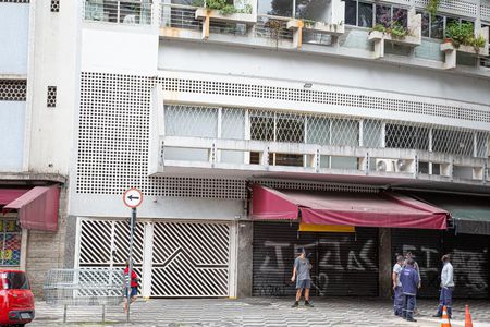 Apartamento à venda com 82m², 1 quarto e sem vagaFachada e portaria
