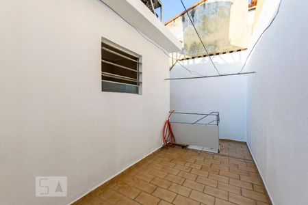 Casa à venda com 200m², 3 quartos e 3 vagasFundos (Acesso 2o. Andar)