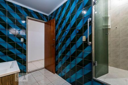 Casa à venda com 200m², 3 quartos e 3 vagasBanheiro 2