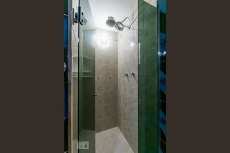 Casa à venda com 200m², 3 quartos e 3 vagasBanheiro 2