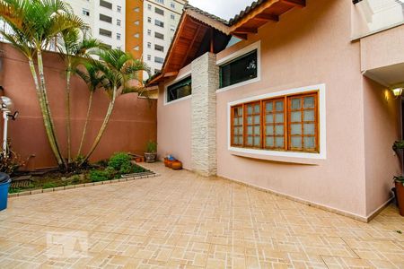 Casa à venda com 302m², 3 quartos e 4 vagasFachada