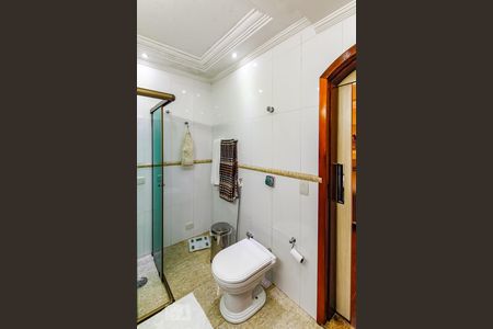 Casa à venda com 302m², 3 quartos e 4 vagasBanheiro da Suíte 1