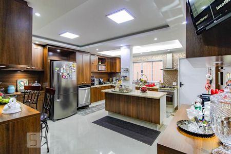 Casa à venda com 302m², 3 quartos e 4 vagasCozinha