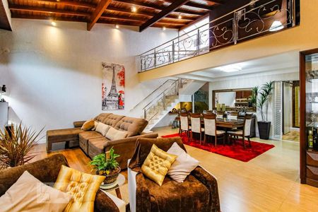 Sala de casa à venda com 3 quartos, 302m² em Vila Rosália, Guarulhos