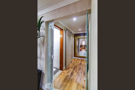 Casa à venda com 302m², 3 quartos e 4 vagasCorredor