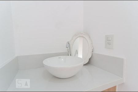 Apartamento à venda com 32m², 1 quarto e sem vagaBanheiro