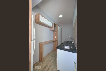 Cozinha de apartamento à venda com 1 quarto, 37m² em Liberdade, São Paulo