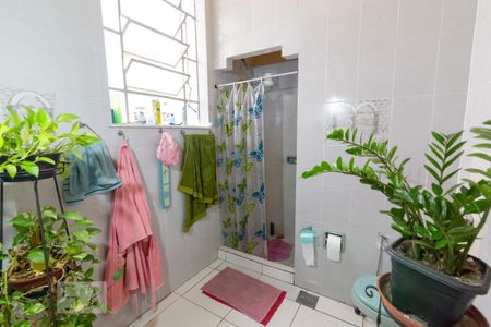 Casa à venda com 120m², 2 quartos e sem vaga Casa à venda com 120m², 2 quartos e sem vagaBanheiro