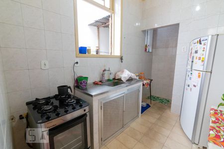 Casa à venda com 120m², 2 quartos e sem vaga Casa à venda com 120m², 2 quartos e sem vagaCozinha