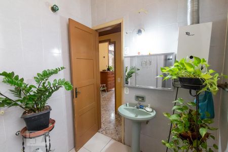 Casa à venda com 120m², 2 quartos e sem vaga Casa à venda com 120m², 2 quartos e sem vagaBanheiro