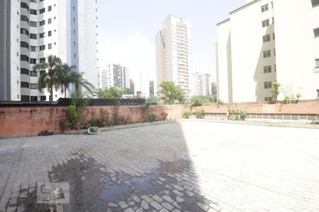 Apartamento à venda com 32m², 1 quarto e 1 vagaÁrea comum