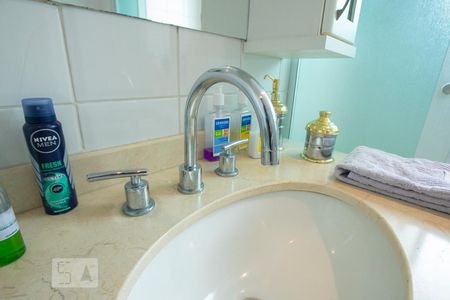 Apartamento à venda com 195m², 4 quartos e 3 vagasTorneira