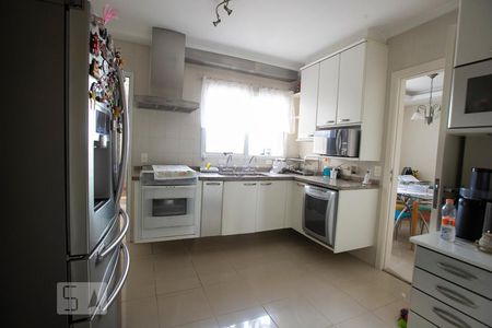 Apartamento à venda com 195m², 4 quartos e 3 vagasCozinha