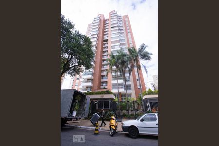 Apartamento à venda com 195m², 4 quartos e 3 vagasFachada